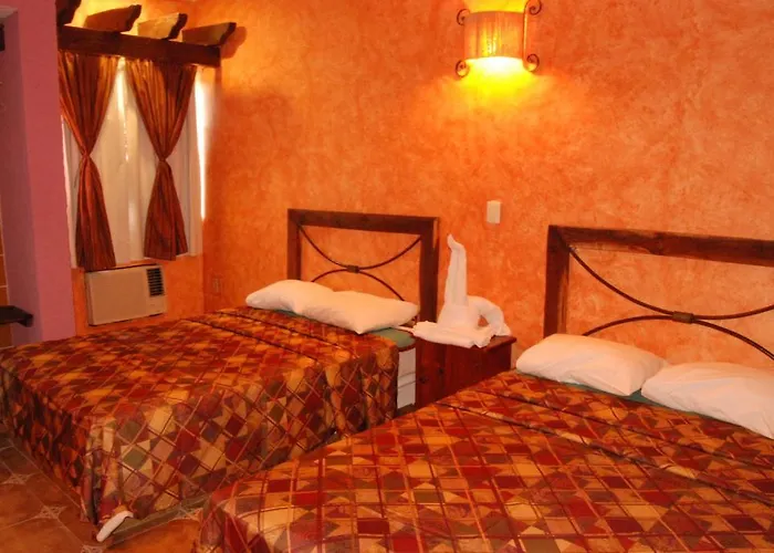 Alux Hotel