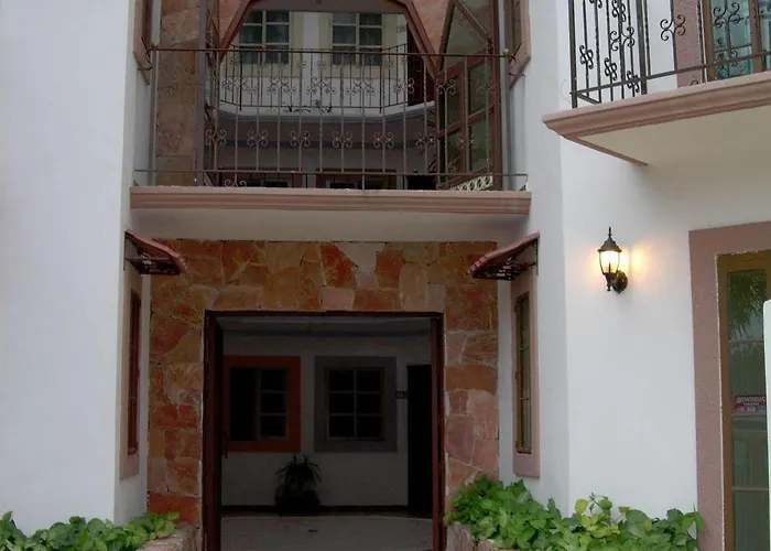Hotel Alux