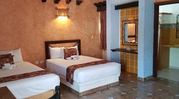 Alux Hotel