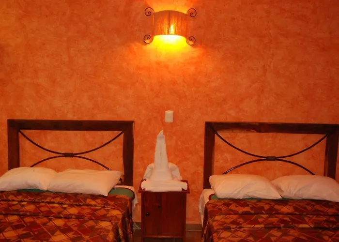 Hotel Alux 2*